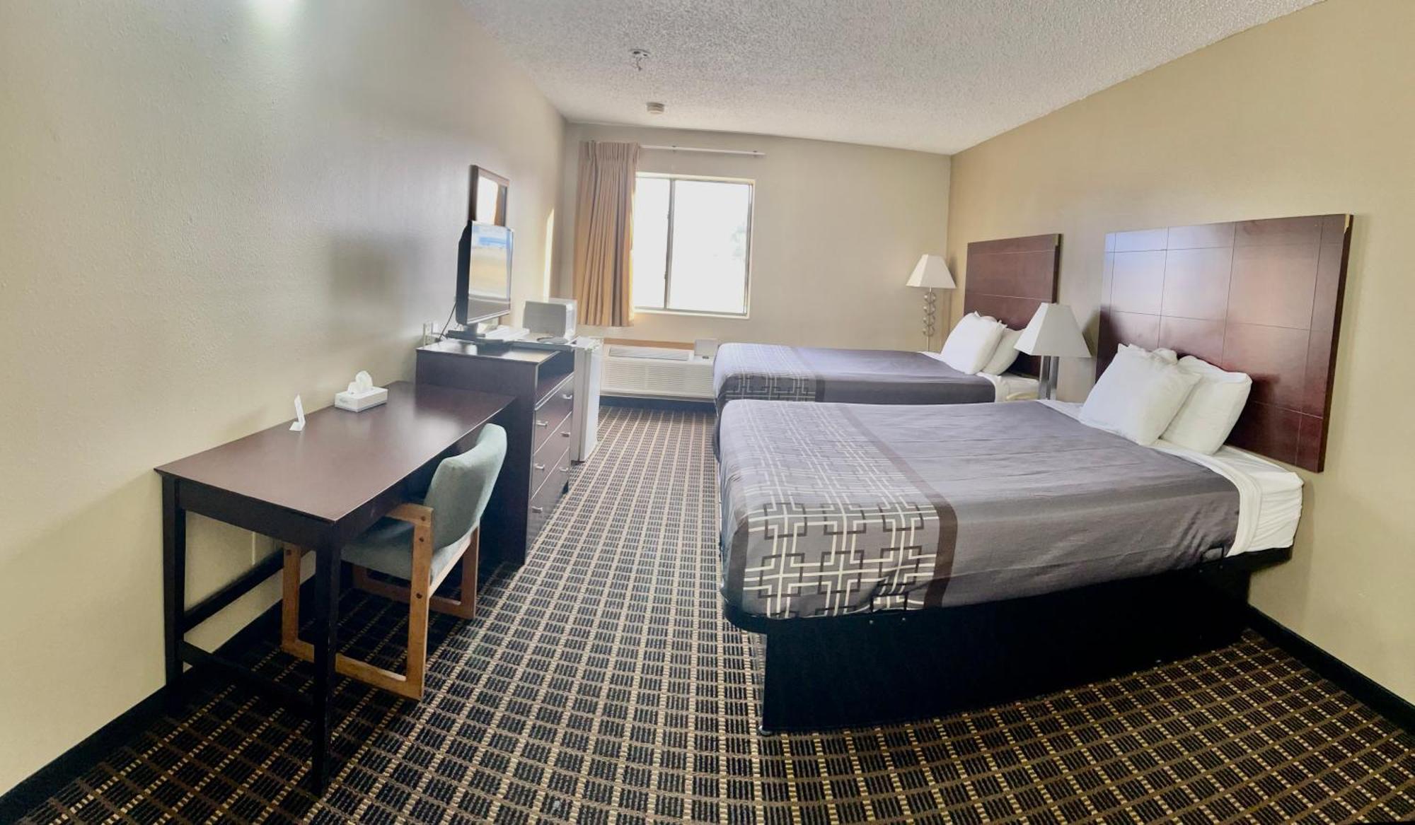 Designer Inn And Suites Toledo Kültér fotó